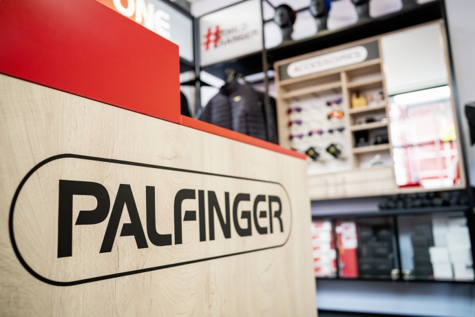 Palfinger Fanshop bauma_04